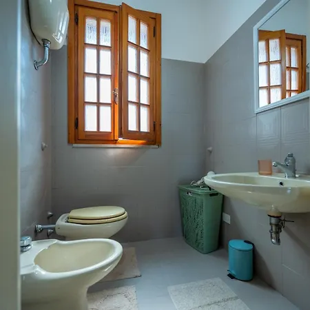 Retreat Dell'orso - Per Vacanze In Centro - Frontemare Torre dell'Orso